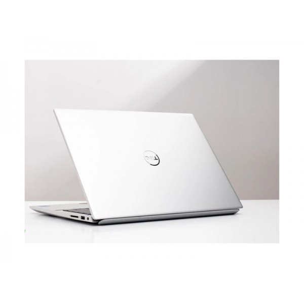 Ảnh Laptop từ các góc nhìn khác nhau