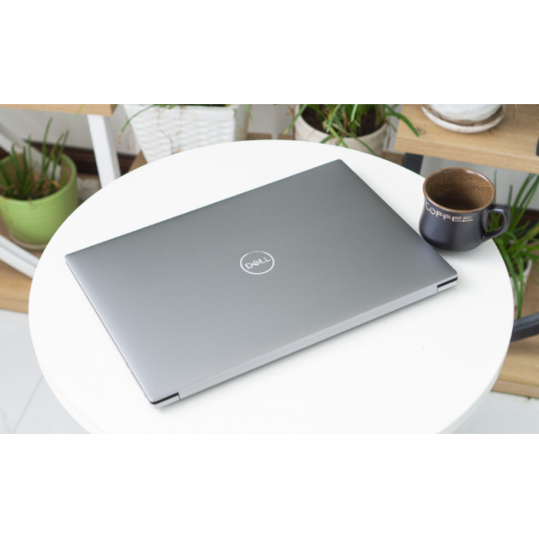 Ảnh Laptop từ các góc nhìn khác nhau