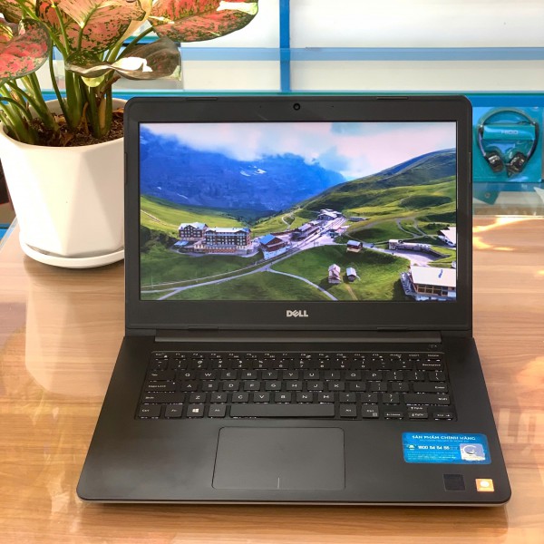 Ảnh Laptop từ các góc nhìn khác nhau