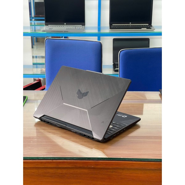 Ảnh Laptop từ các góc nhìn khác nhau