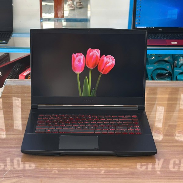 Ảnh Laptop từ các góc nhìn khác nhau
