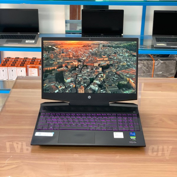 Ảnh Laptop từ các góc nhìn khác nhau