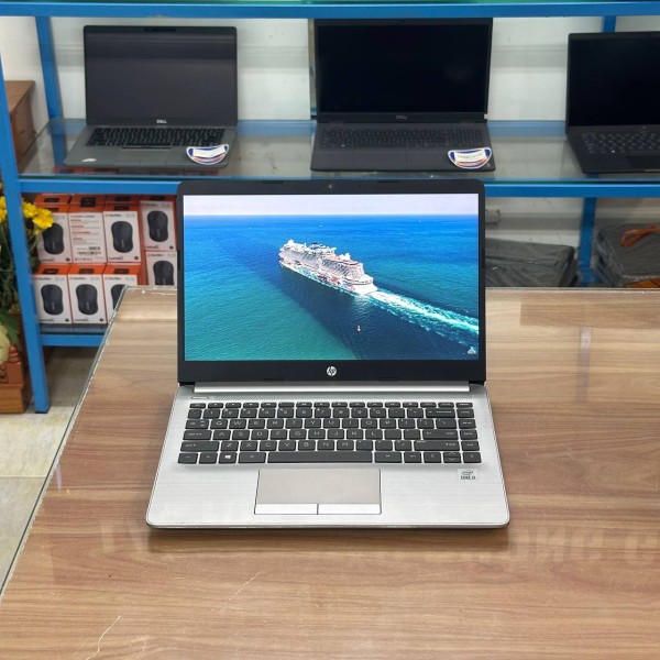 Ảnh Laptop từ các góc nhìn khác nhau